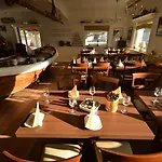 Mefjord Brygge Hotel