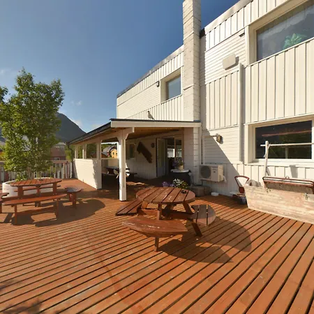 Mefjord Brygge מלון